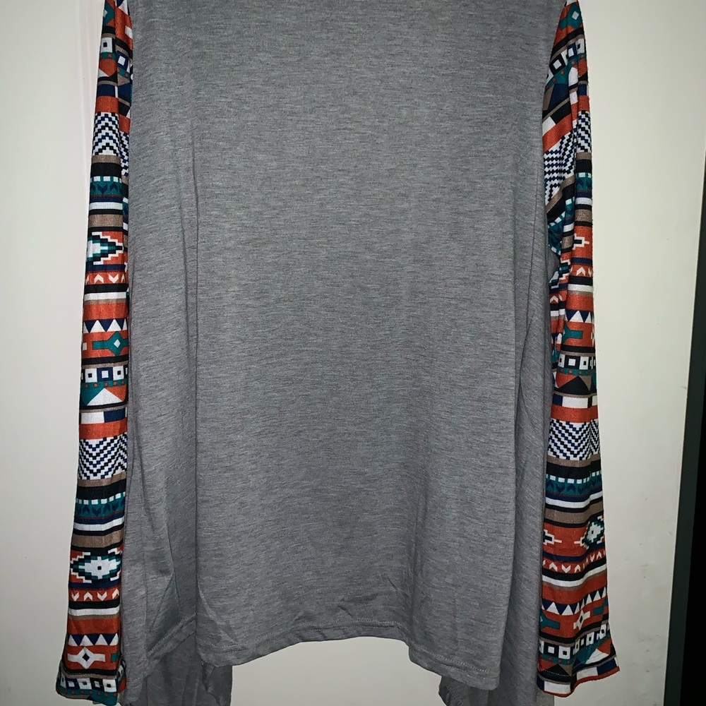 Cardigan - Picture 2 of 2